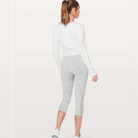 Lululemon Train Times Crop sz 4 - Picture 2 of 7